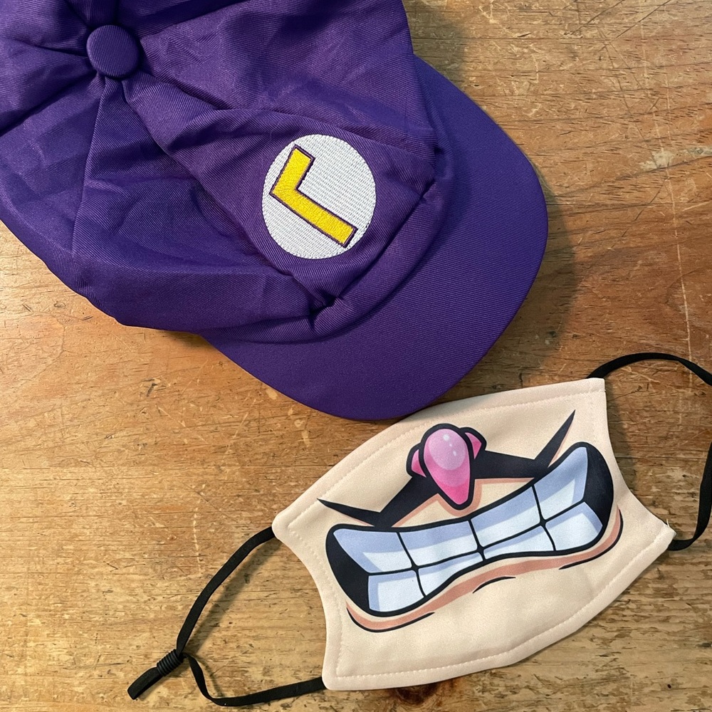 Super Mario Videogame Waluigi Purple Cosplay Hat and Mask